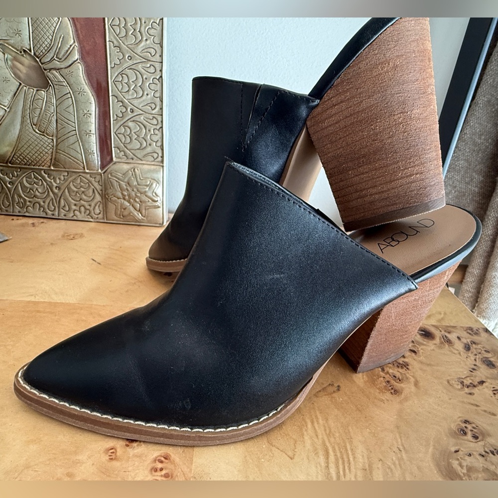 Abound Maya Black Women's Mules